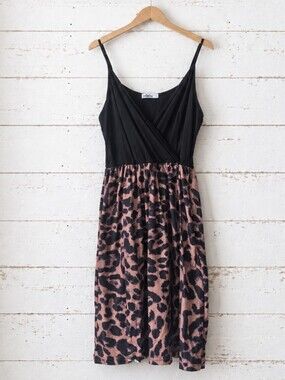 Styleworld Black and Pink Leopard Print Dress With Pockets Size M
